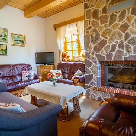 Apartment House Pecisce *