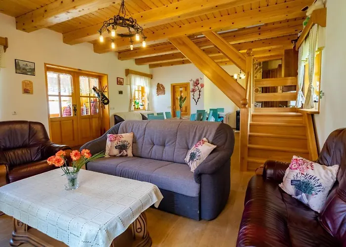 House Pecisce * Skrad