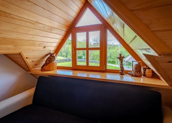 House Pecisce Skrad